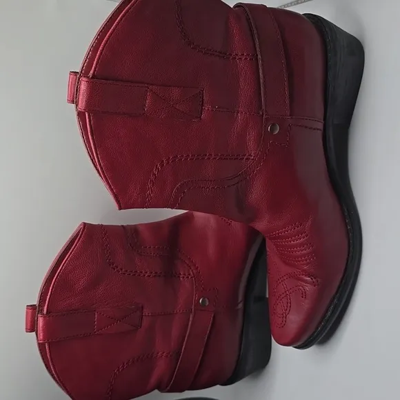 Franco Sarto Red Western Cowgirl Ankle Boots 7M