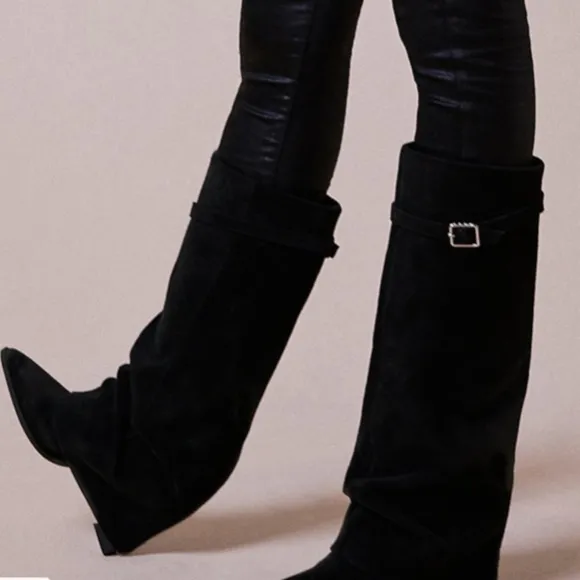 Free People Black Suede Boots size 7