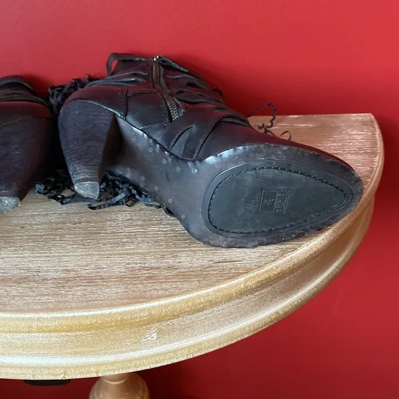 Frye Boots 7.5