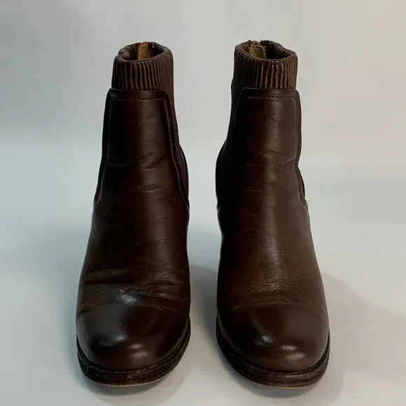 Frye Carrie scrunch back zip wedge Brown Leather Women Ankle Boots Sz 7