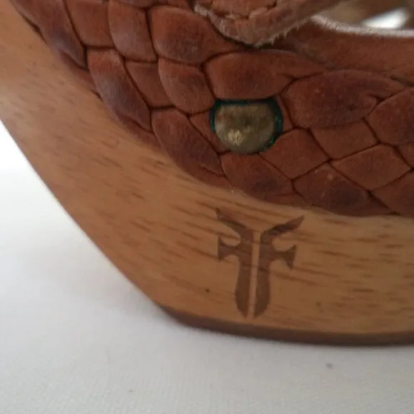 FRYE Dara Leather wooden heels sandals brown platform Embroidered Size Sz 10