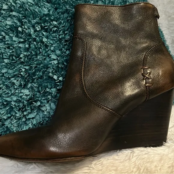 Frye Regina wedge booties