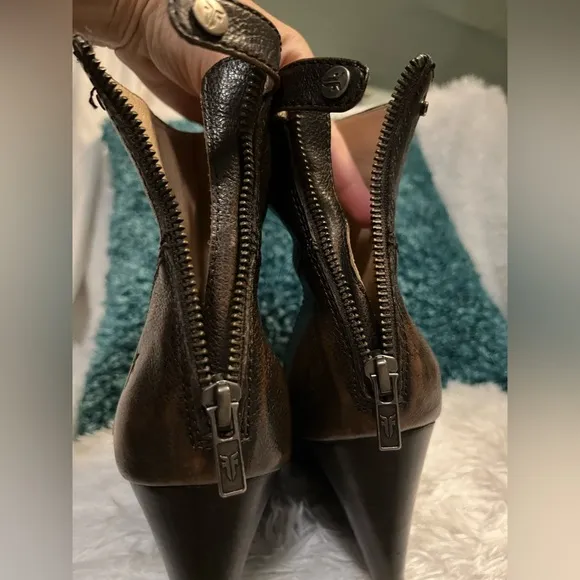 Frye Regina wedge booties