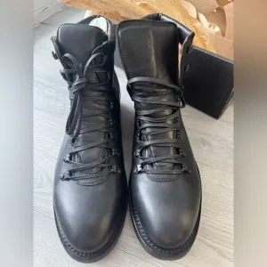Frye Size 11 Men's Leather Boots, Black