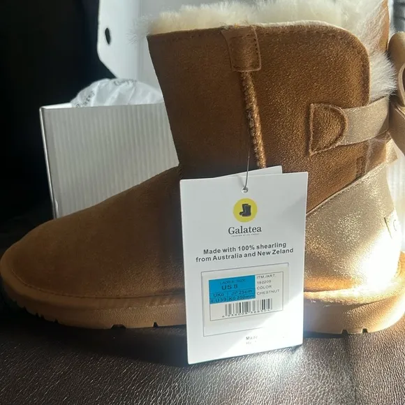 Galatea boots