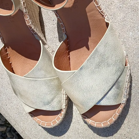 GENTLE SOULS - KENNETH COLE LEATHER Espadrille Wedge Sandal size 9