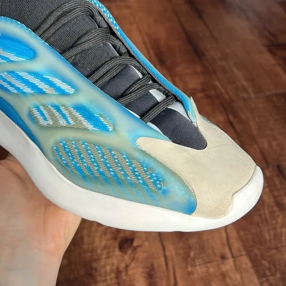 Gently used YEEZY Adidas 700 V3 Arzareth blue and black sneakers futuristic 11