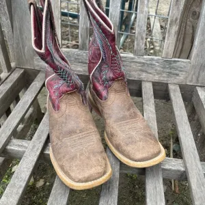 Girl’s Ariat Western Cowboy Cowgirl boots size 1