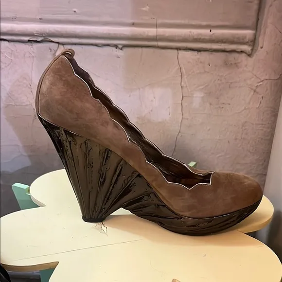 Giuseppe Zanotti Brown and Green Wedges with Artistic Flair