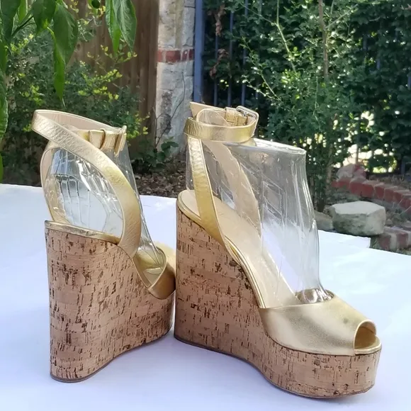Giuseppe Zanotti Metallic Gold platform wedges heels strappy sandals