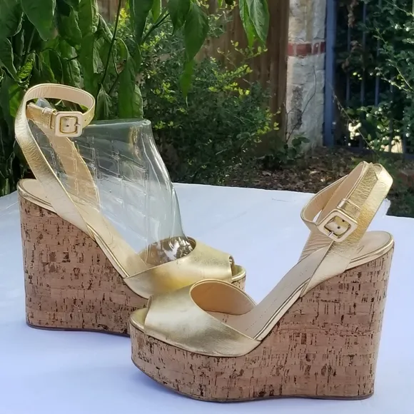 Giuseppe Zanotti Metallic Gold platform wedges heels strappy sandals
