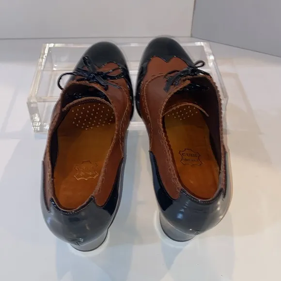 Granny Shoes: Black Patent Leather, Brown Leather Wing Tip Oxfords Italy 39 VGUC