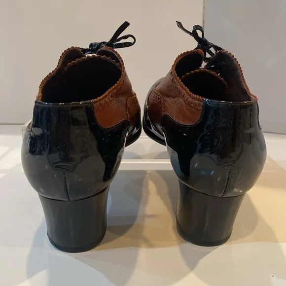 Granny Shoes: Black Patent Leather, Brown Leather Wing Tip Oxfords Italy 39 VGUC