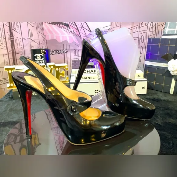 GUC🩷Christian Louboutin Slingback sandals.