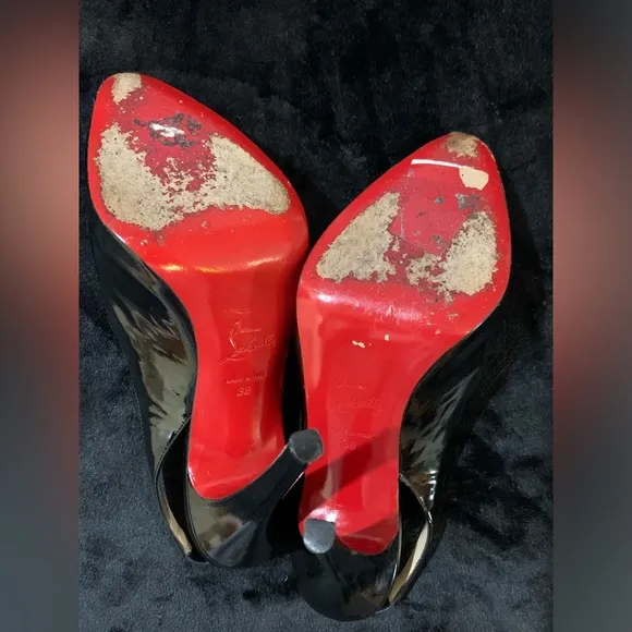 GUC🩷Christian Louboutin Slingback sandals.