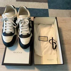 Gucci Men's Black and White Sneakers