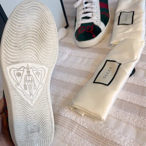 Gucci Men's Green and Red Sneakers