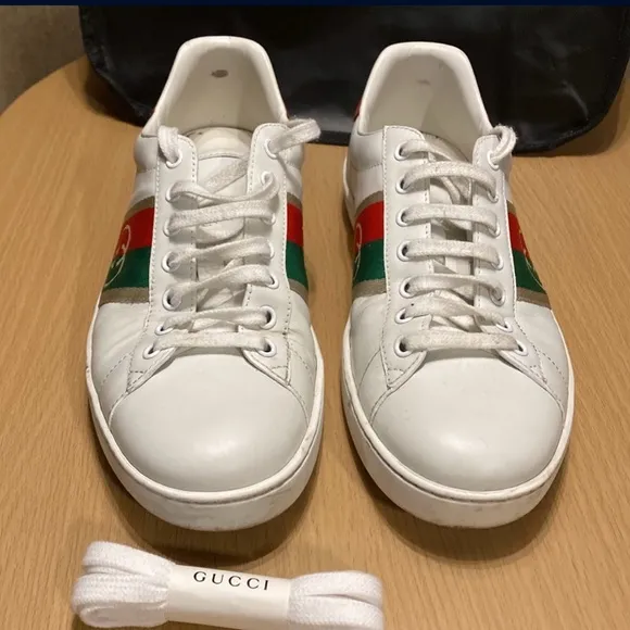 Gucci Men's White and Red Sneakers