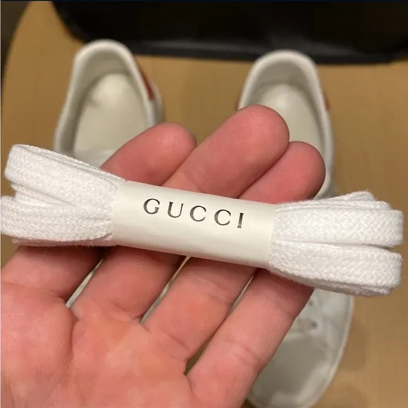 Gucci Men's White and Red Sneakers