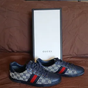 Gucci Supreme Sneakers