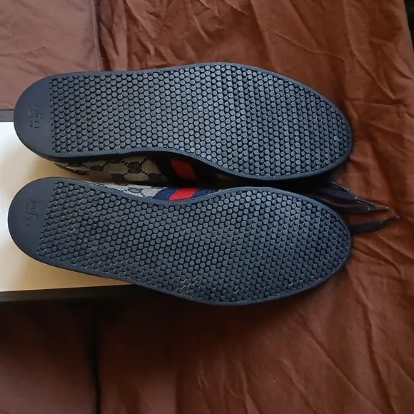 Gucci Supreme Sneakers