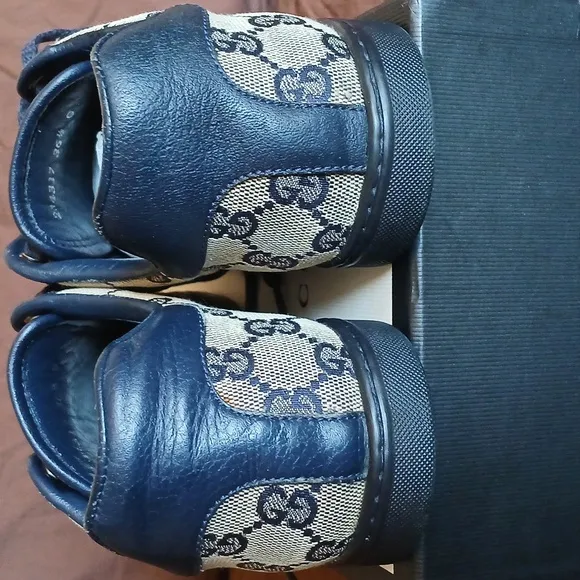 Gucci Supreme Sneakers