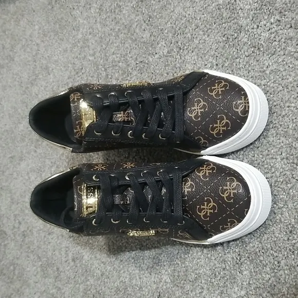 Guess Gw Flowurs Wedged Sneakers in Brown Multi 6M