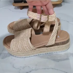 [H469] SHEIN Chic Beige Woven Platform Sandals, Size 8