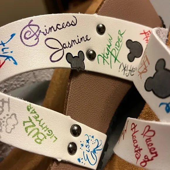 HAND PAINTED Gorgeous Sandals! Size 8 / 7.5!