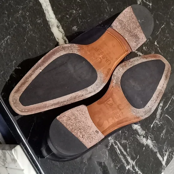 Handmade in Spain by Umber boutique, hand painted special dark blue and black