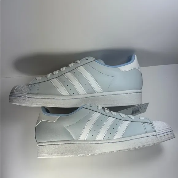 Hello Kitty Adidas Superstar J Embroidered Cloud Women’s Size 8 Sneakers Shoes