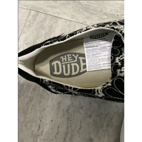 Hey Dude black slip on shoes for women Wendy Rise Casual Comfortable Shoes sz 12