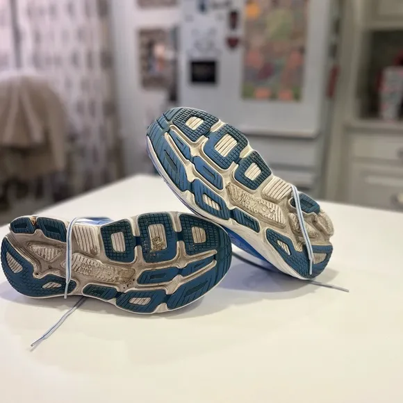 Hoka Bondi 6 Running Shoes