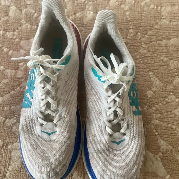 HOKA One One Mach 5 White and Blue Running Shoes