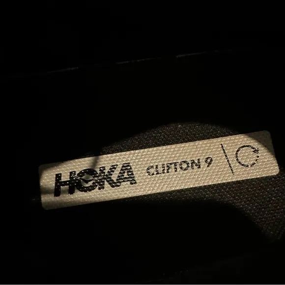 Hoka One One Women’s Clifton9 White/Black Running Shoes sz 8.5B