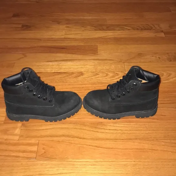 💥HOT TIMBERLAND BOOTS size 12!💥