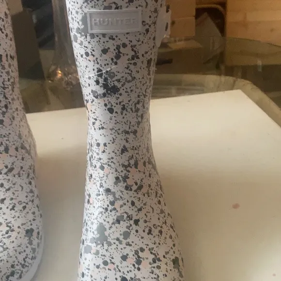 Hunter spelled rain boots