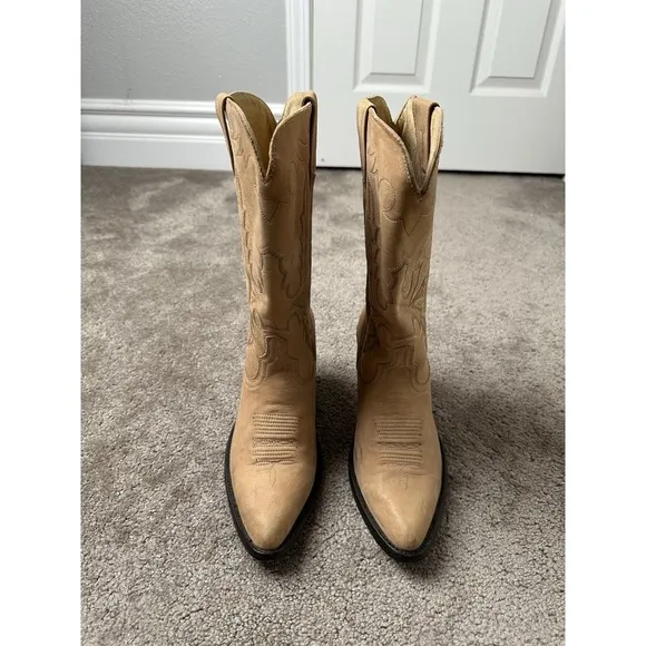 IDYLLWIND‎ Women's Charmed Life Western Boots Round Toe Beige Size US 8B