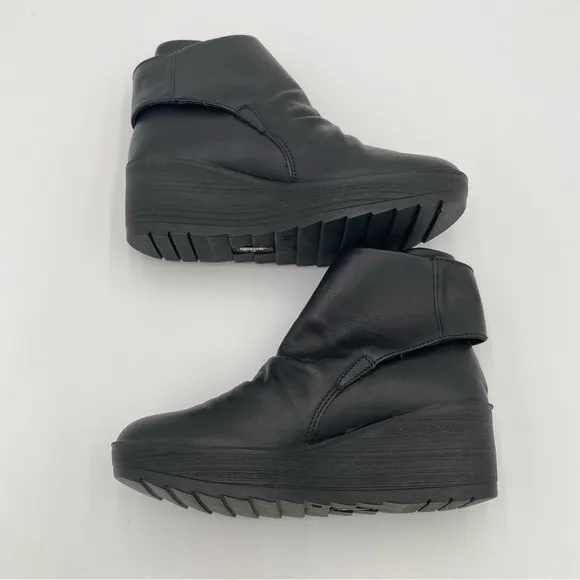 IGI&amp;CO Women's Leather Wedge Heeled Ankle Booties Boots Shoes Black 6.5 (NWOT)
