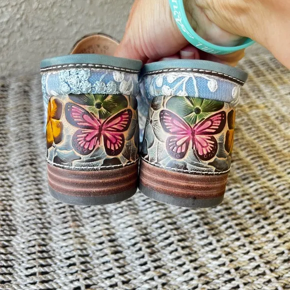 Imperfect floral mules multicolor peep-toe embroidered lace airy chunky heels