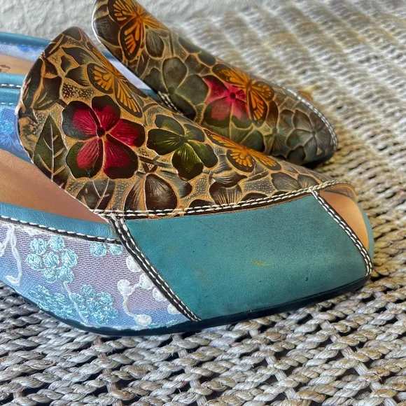 Imperfect floral mules multicolor peep-toe embroidered lace airy chunky heels