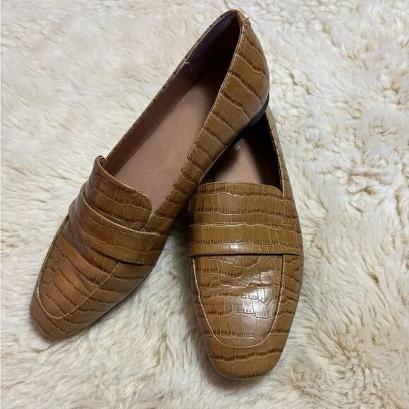 J Jill Brown Embossed Leather Loafers size 10