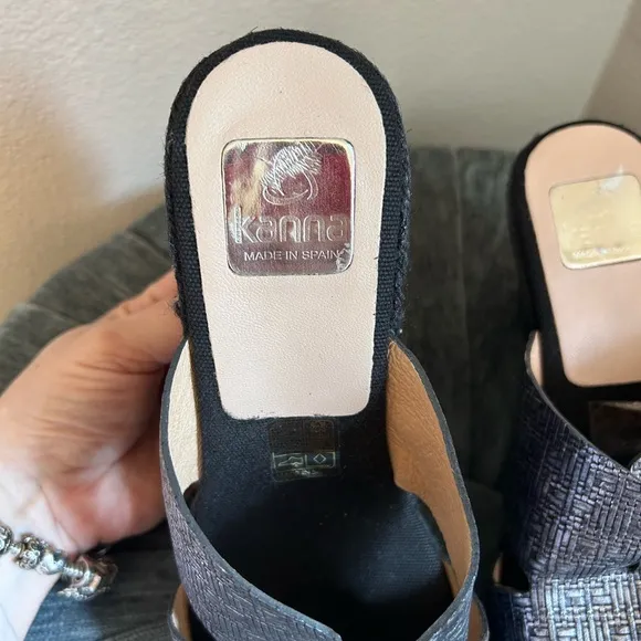 Janna made in Spain Stylish Black Wedge Sandals