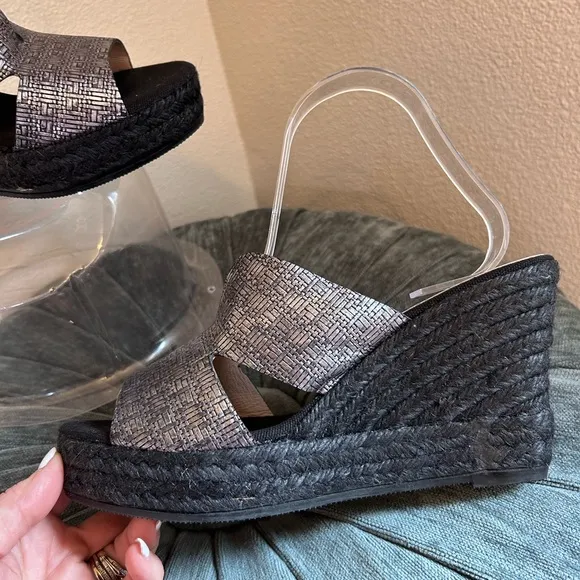 Janna made in Spain Stylish Black Wedge Sandals