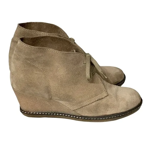 J.Crew MacAlister Tan Suede Wedge Lace Up Ankle Boots Size 8?
