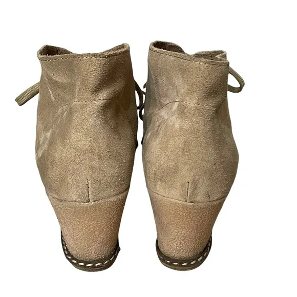 J.Crew MacAlister Tan Suede Wedge Lace Up Ankle Boots Size 8?