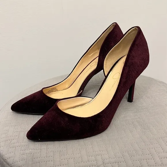 JESSICA SIMPSON Maroon/Burgundy Velvet Floral Design High-Heel Pump Shoes