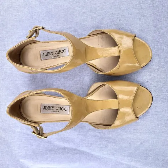 Jimmy Choo Shoes Tan Patent Leather T Strap Wedge Sandal Made in Italy Flawed 39