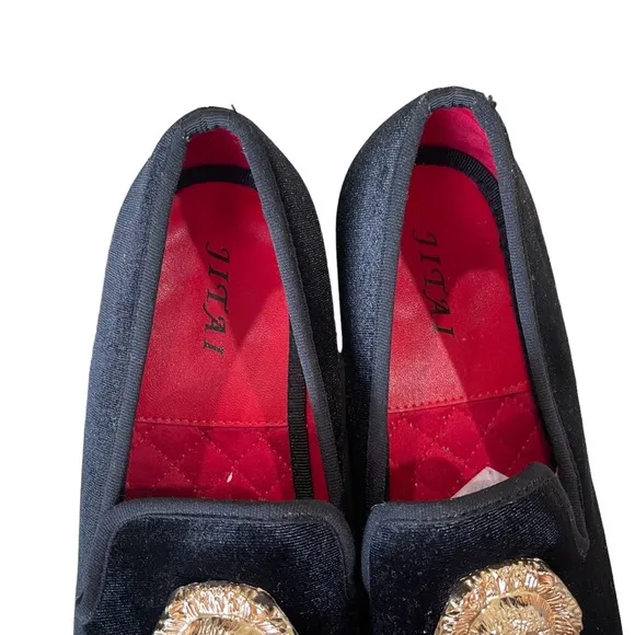 Jitai Men’s Velvet Loafer 11 NWOT