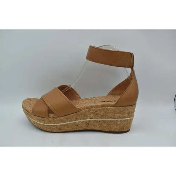 Johnston &amp; Murphy Womens Size 9.5 Gigi Cross Band Tan Leather Platform Sandals